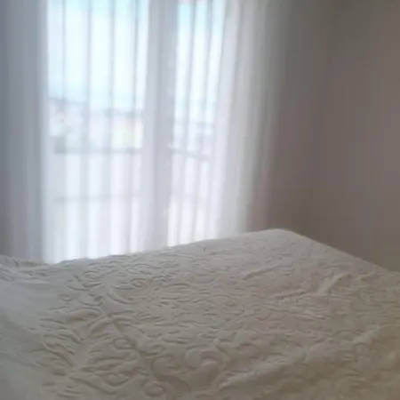 Lusi * Μακάρσκα