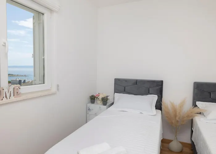 Lusi Apartamento Makarska